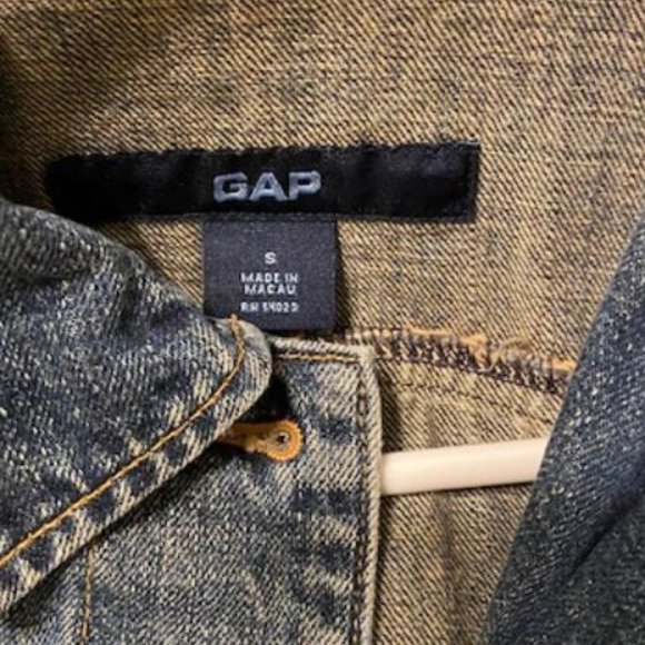 Gap Ladies Blue Demin Jean Jacket size small. - Picture 5 of 13